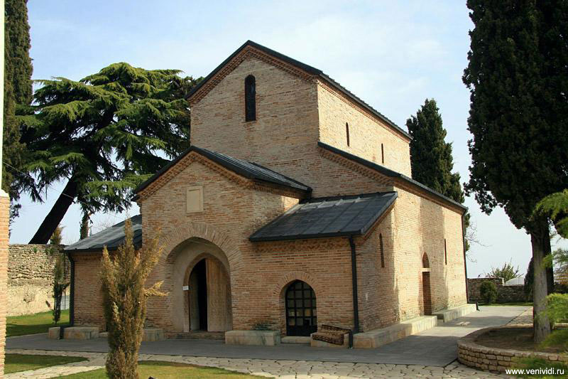 Женский монастырь Святой Нины в Бодбе